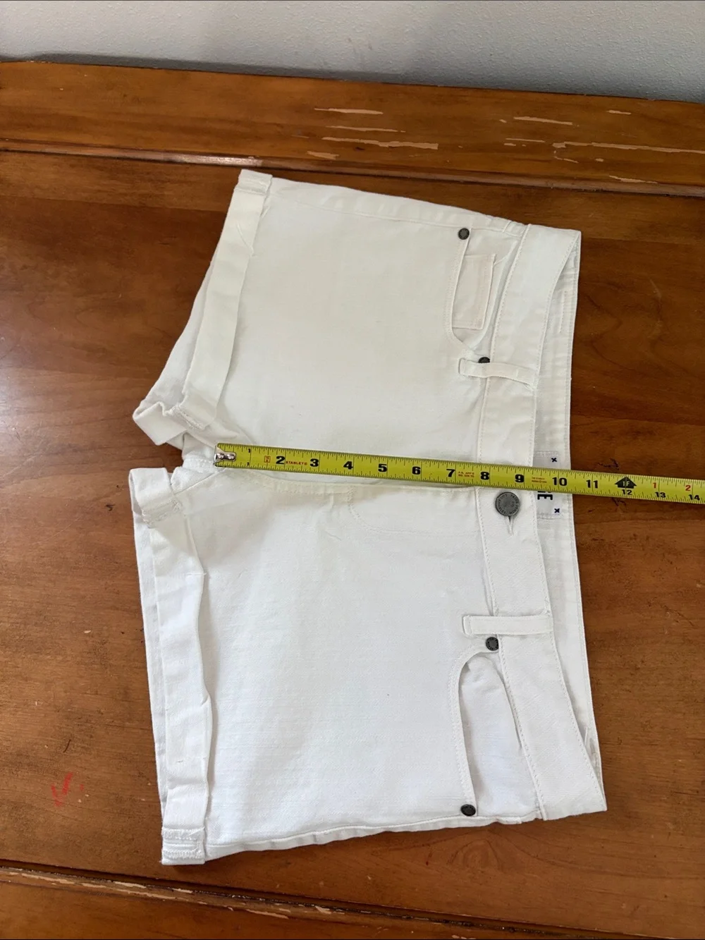 PAIGE White Women's Cuffed Denim Shorts Size 31